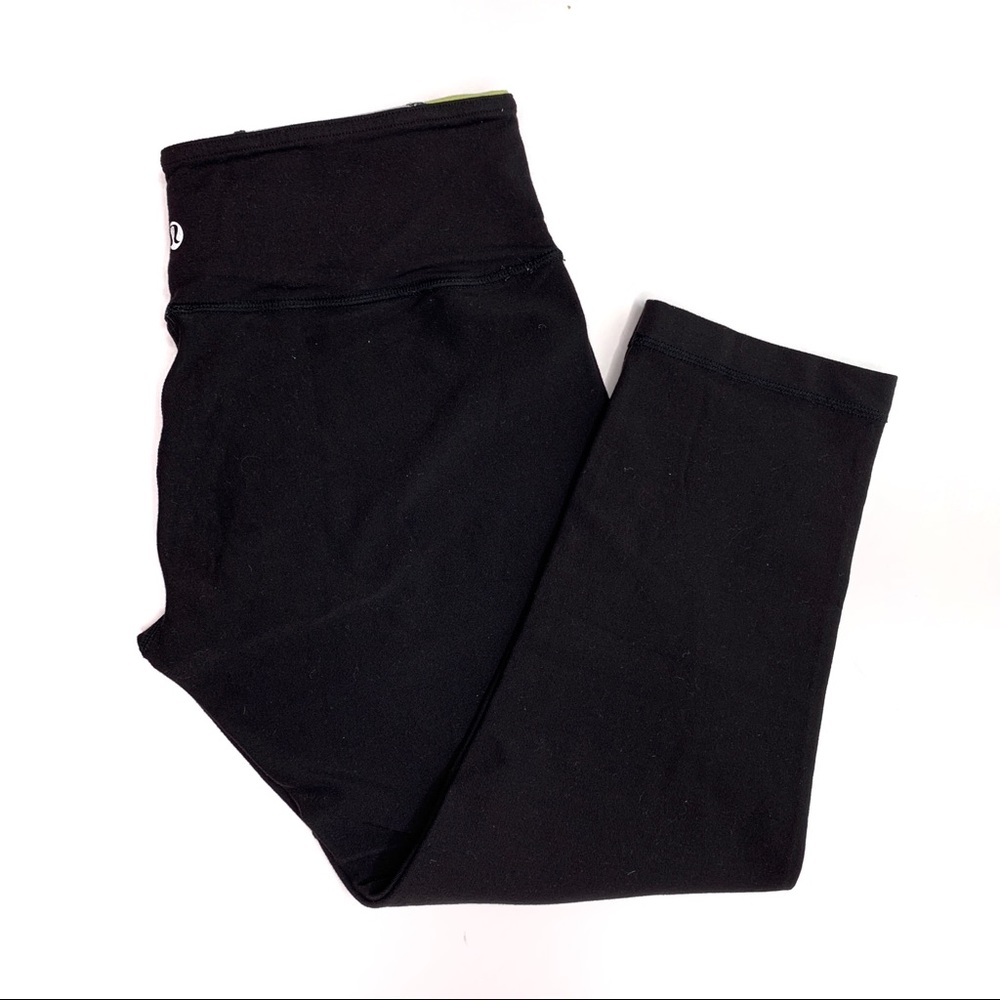 Lululemon Wunder Under Reversible Crop 8 C-91 - Picture 3 of 6